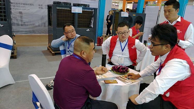 e2.jpg 九州酷游空气能热泵智领臻品亮剑山西可再生能源博览会