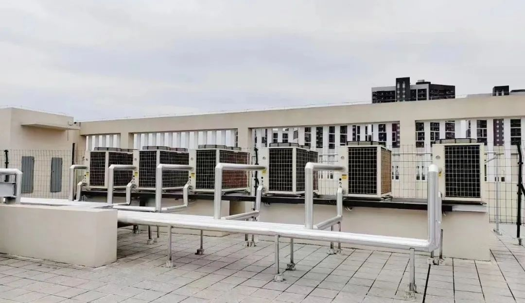 空气能热水工程如何选型？九州酷游：这样配置才是最佳节能方案